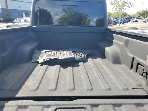 Used 2025 Jeep Gladiator Rubicon w/ Safety Group AWD/4WD image 7