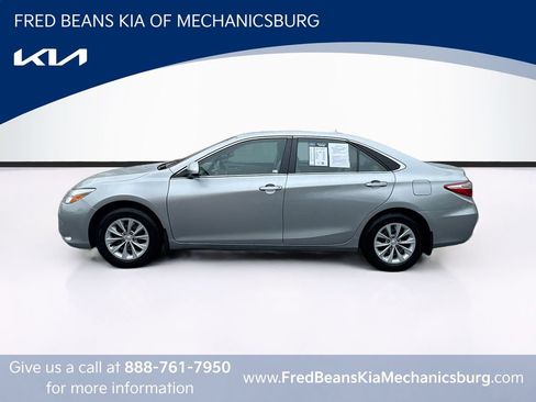 Used 2015 Toyota Camry LE FWD image 4