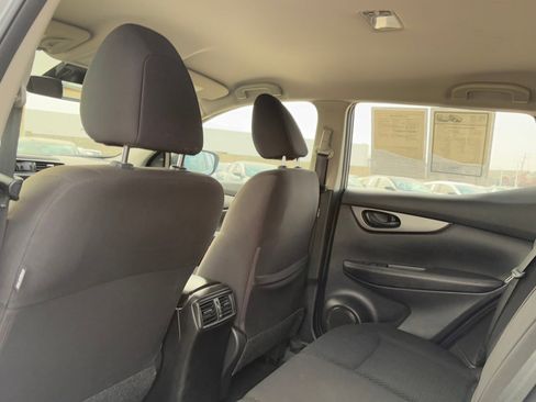 Certified 2021 Nissan Rogue Sport S image 35