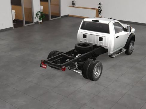 New 2023 RAM 5500 Tradesman AWD/4WD image 5