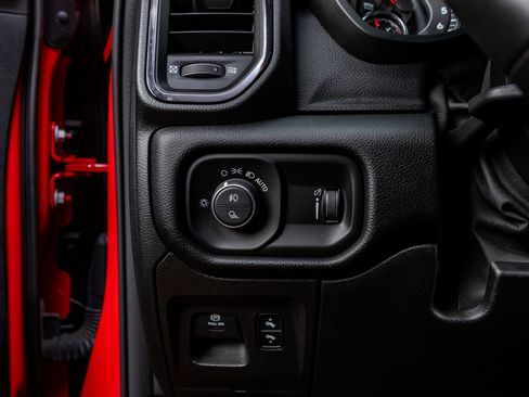 Used 2021 RAM 1500 Lone Star w/ Built-to-serve Edition image 21