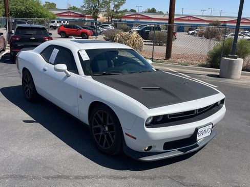 Used 2016 Dodge Challenger R/T Scat Pack w/ Driver Convenience Group RWD image 1