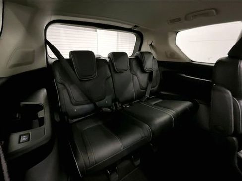 Used 2025 INFINITI QX80 Sensory AWD/4WD image 33