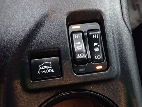 Used 2022 Subaru Crosstrek 2.0i Premium AWD/4WD image 3