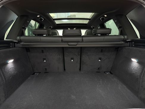 Used 2026 BMW X5 xDrive40i w/ M Sport Package image 32