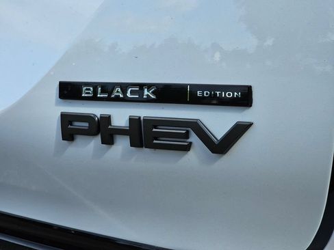New 2026 Mitsubishi Outlander 4WD Plug-In Hybrid image 10