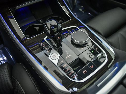 Used 2023 BMW X5 xDrive45e w/ Climate Comfort Package image 22