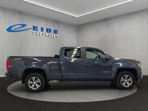 Used 2019 Chevrolet Colorado Z71 AWD/4WD image 2