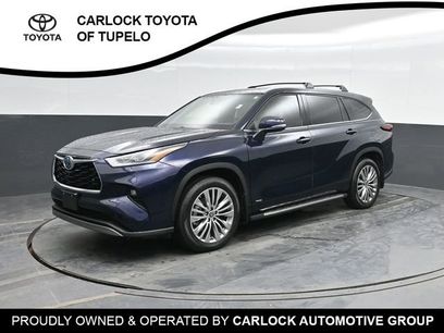 Used 2024 Toyota Highlander Platinum