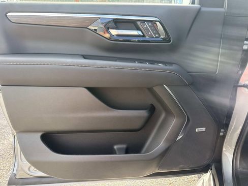 New 2026 Chevrolet Tahoe Premier RWD image 18