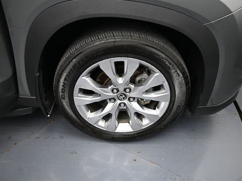 Certified 2025 Toyota Grand Highlander AWD image 25