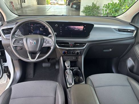 Used 2025 Buick Encore GX Preferred FWD image 33