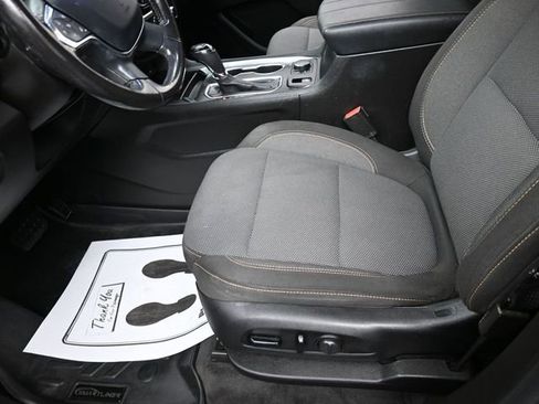 Used 2020 Chevrolet Traverse LT w/ Driver Confidence II Package image 15