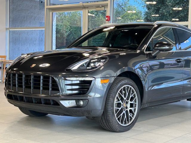 Used 2018 Porsche Macan S AWD/4WD image 3