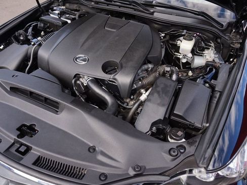 Used 2015 Lexus IS 250 w/ Navigation System Package image 21