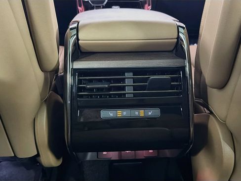 Certified 2024 Land Rover Range Rover Sport SE AWD/4WD image 27