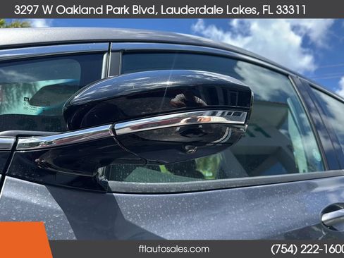 Used 2023 Chevrolet Bolt LT FWD image 21