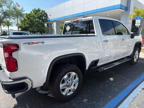 Used 2022 Chevrolet Silverado 3500 LTZ w/ LTZ Premium Package image 12