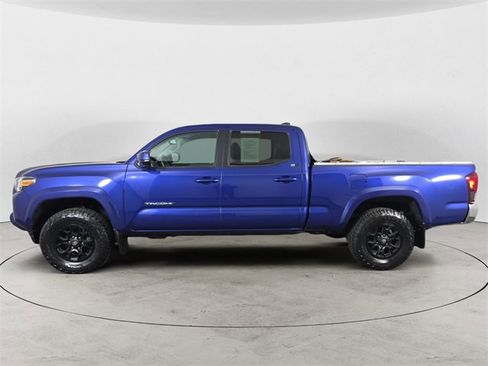 Certified 2022 Toyota Tacoma SR5 image 2