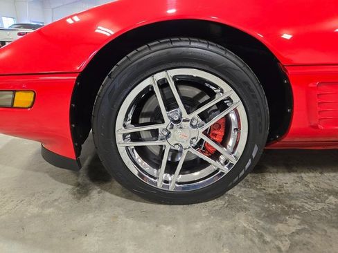 Used 1996 Chevrolet Corvette Coupe image 26