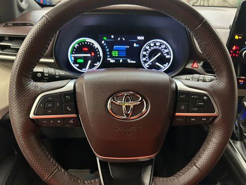 Certified 2021 Toyota Sienna Platinum image 17