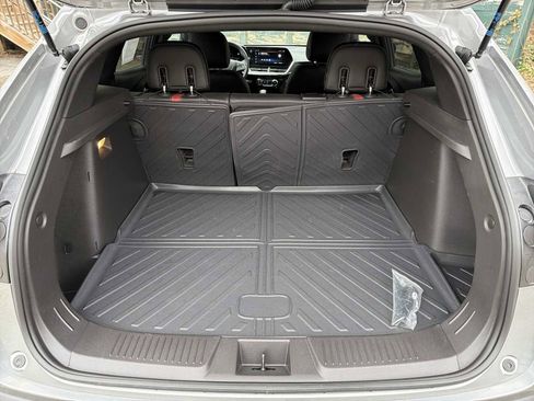 Certified 2025 Chevrolet Trax RS w/ Driver Confidence Package image 23