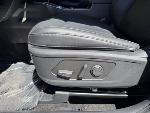Used 2025 Kia Sorento EX FWD image 31
