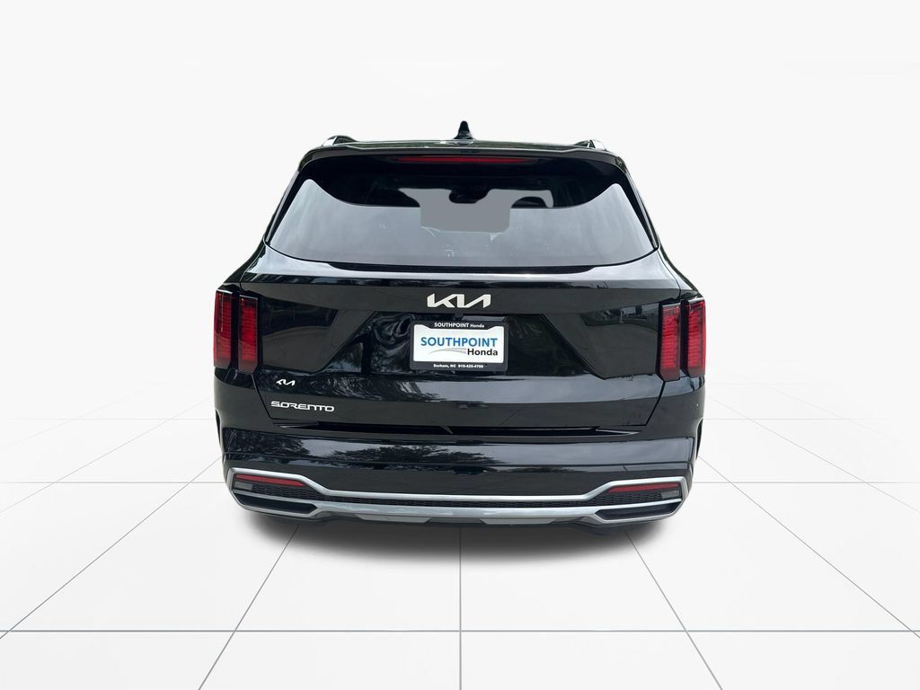 Used 2023 Kia Sorento EX w/ Panoramic Sunroof Package FWD image 7