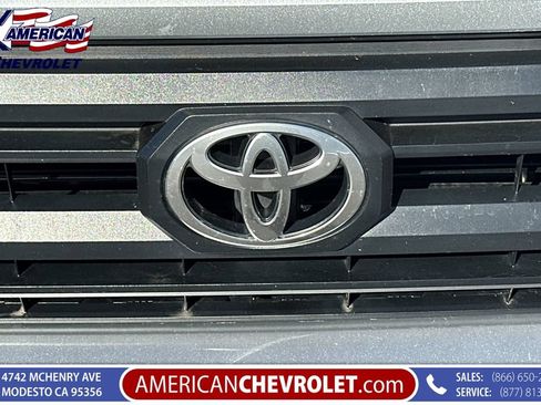 Used 2025 Toyota Tacoma SR5 AWD/4WD image 38