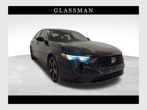 Used 2023 Honda Accord Sport image 1
