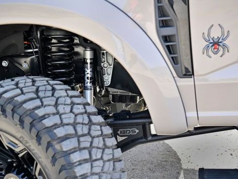 New 2026 Ford F250 Lariat w/ Black Appearance Package AWD/4WD image 10