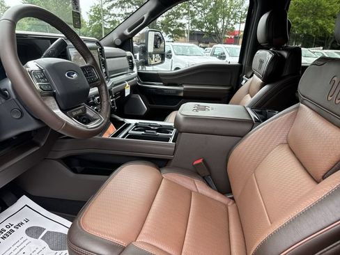 New 2026 Ford F350 King Ranch w/ Chrome Package AWD/4WD image 18