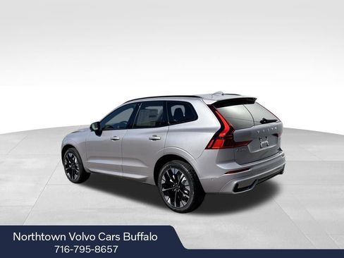 New 2026 Volvo XC60 B5 Plus w/ Climate Package image 3