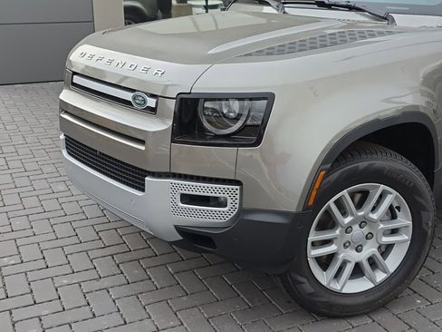 Certified 2025 Land Rover Defender 110 S image 10