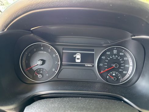 Used 2024 Kia Forte LXS image 10