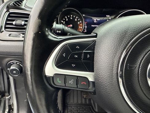 Used 2020 Jeep Compass Limited image 26