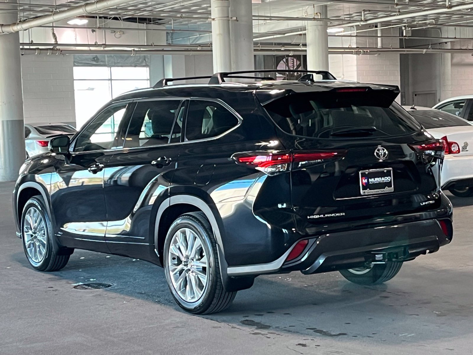 Used 2026 Toyota Highlander Limited AWD/4WD image 8