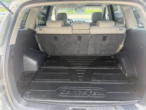 Used 2009 Hyundai Santa Fe GLS FWD image 23