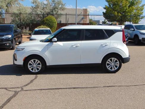 Used 2021 Kia Soul LX FWD image 7