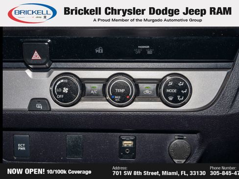 Used 2017 Toyota Tacoma SR5 w/ Tow Package image 21