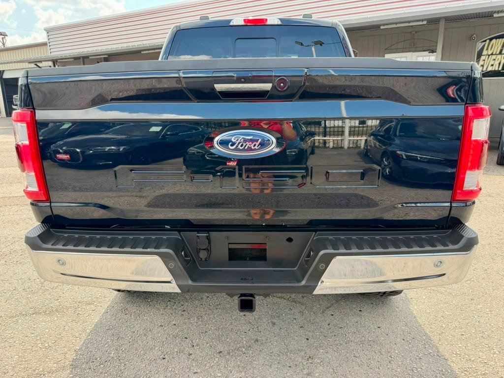 Used 2021 Ford F150 Lariat w/ Equipment Group 502A High AWD/4WD image 5