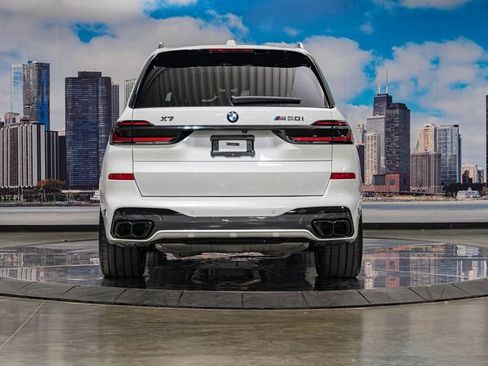Used 2025 BMW X7 M60i AWD/4WD image 11