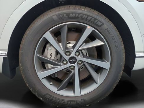 New 2026 Genesis GV80 2.5T Advanced image 11