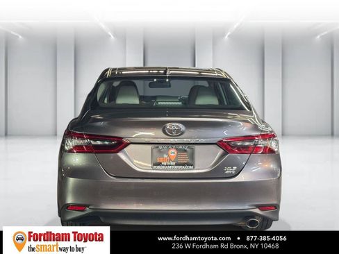 Used 2023 Toyota Camry XLE AWD/4WD image 6