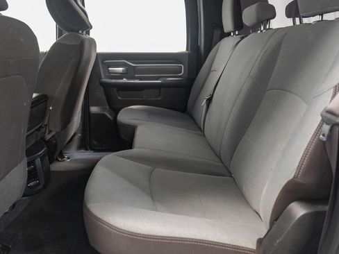 Used 2022 RAM 2500 Big Horn AWD/4WD image 37