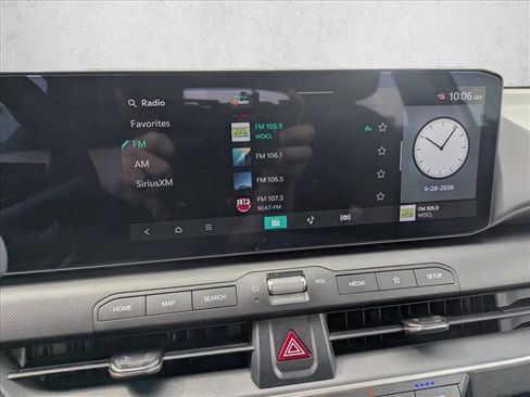 Used 2025 Kia K4 FWD image 12