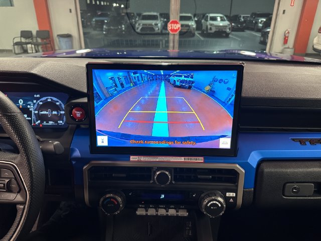 Used 2024 Toyota Tacoma TRD Off-Road AWD/4WD image 22