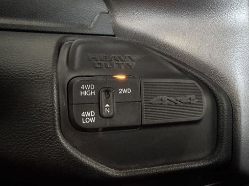 Used 2024 RAM 2500 Big Horn w/ Protection Group image 16
