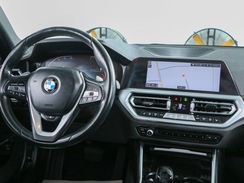 Used 2021 BMW 330i xDrive Sedan w/ Convenience Package AWD/4WD image 17