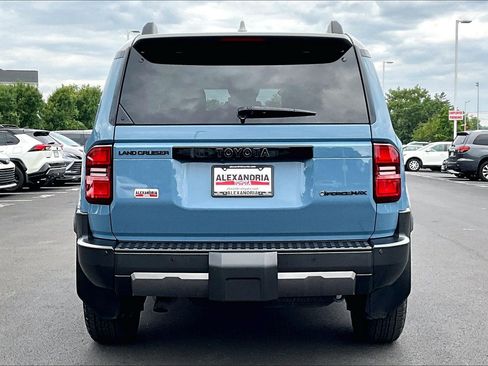 Used 2025 Toyota Land Cruiser w/ Premium Package AWD/4WD image 4